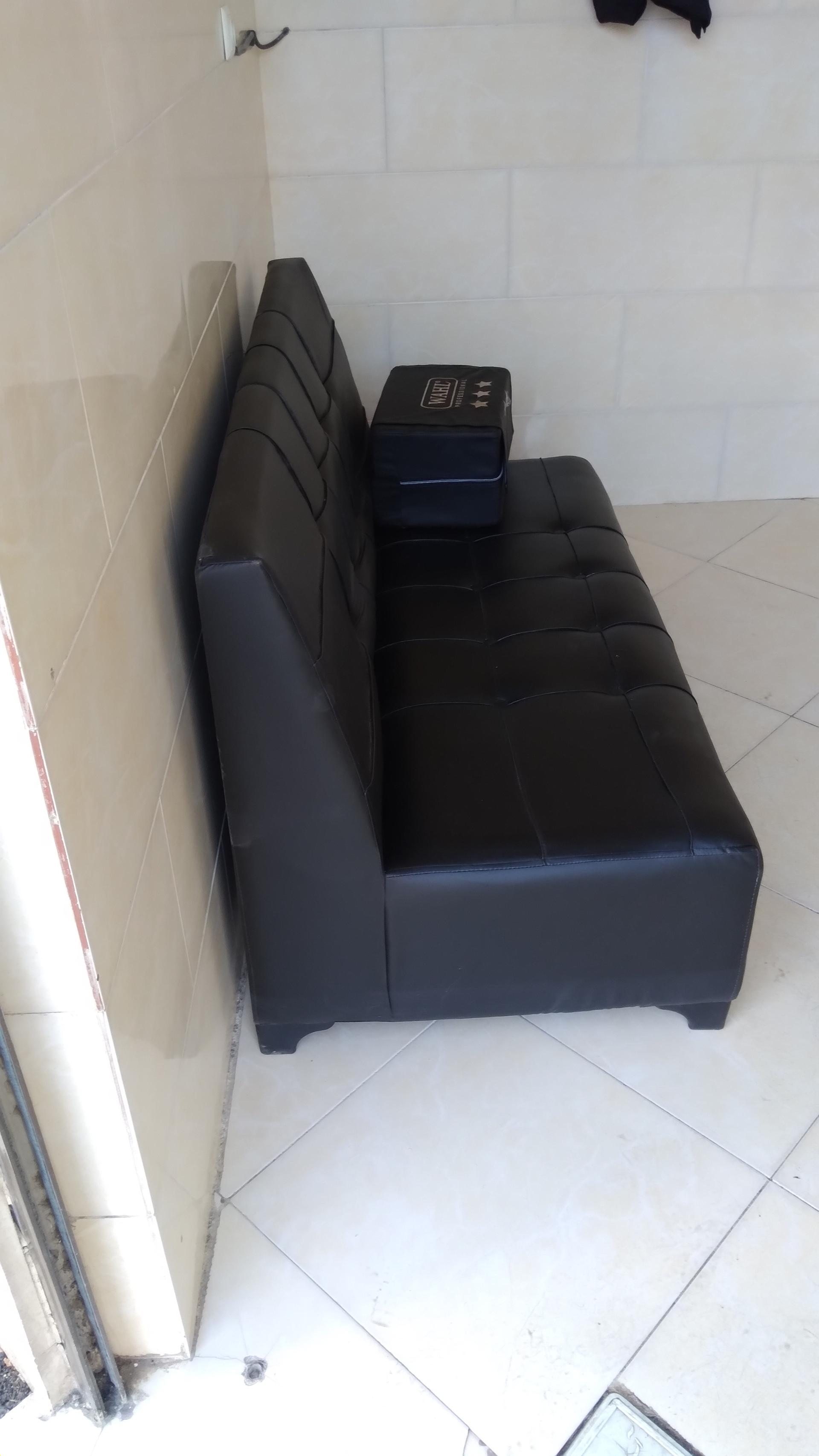 عکس آرایشگاه مردانه موکارلو