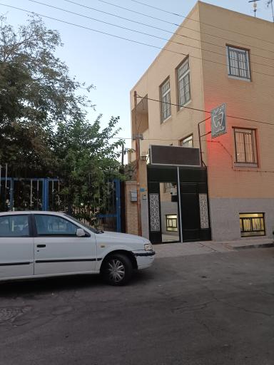 عکس لابراتوار طاهری 