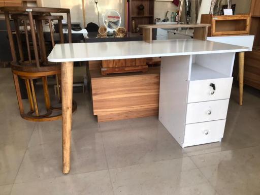 عکس گالری دارچوب