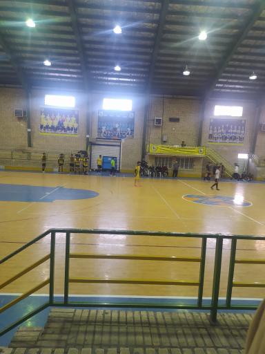 عکس مجموعه فرهنگی ورزشی کارگران اراک