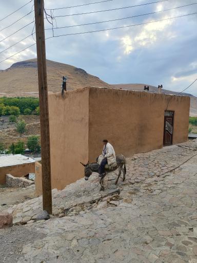 عکس دهکده صخره‌ای کندوان