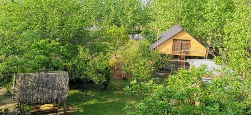 عکس اقامتگاه بومگردی عمارت ملک