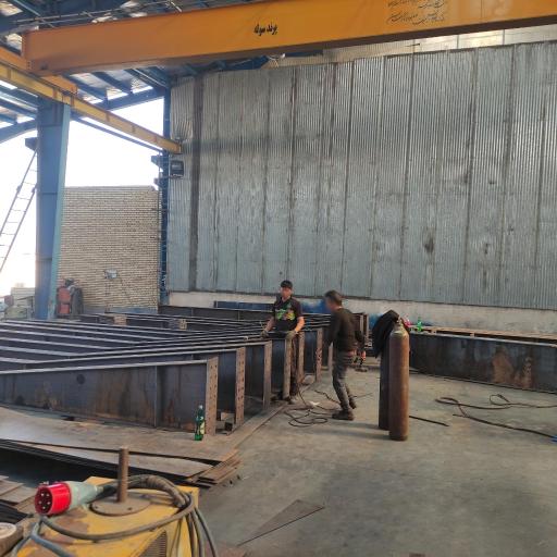 عکس کارخانه پرند سوله