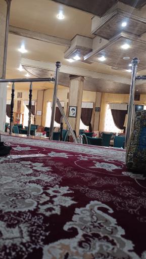 عکس رستوران یکسان سازی لاله