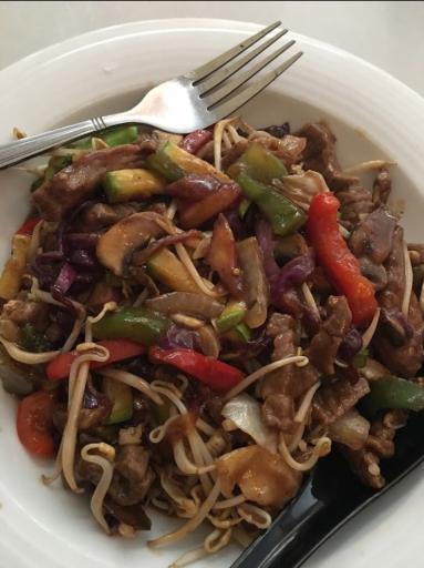 عکس رستوران چینی اژدهای طلایی