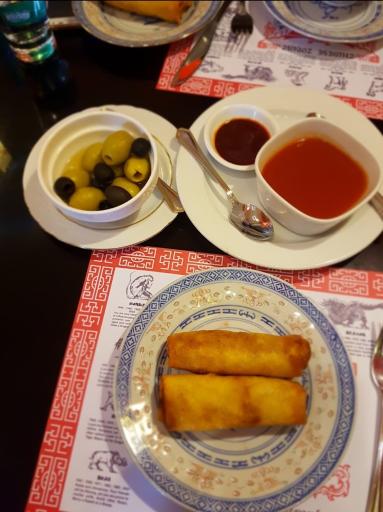 عکس رستوران چینی اژدهای طلایی