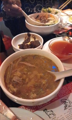 عکس رستوران چینی اژدهای طلایی