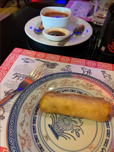 عکس رستوران چینی اژدهای طلایی