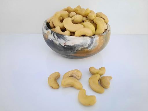 عکس آجیل و خشکبار نمونه