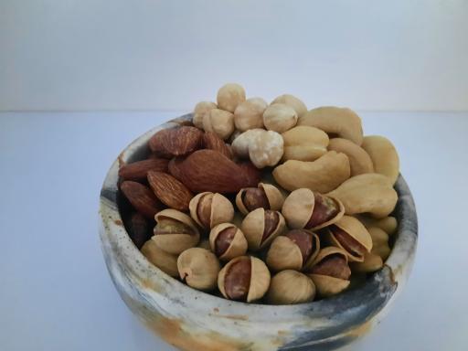 عکس آجیل و خشکبار نمونه