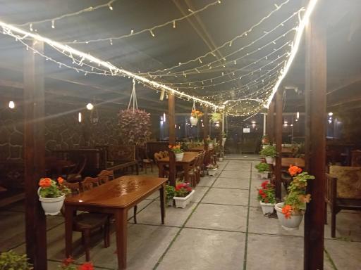 عکس کافه رستوران گندم