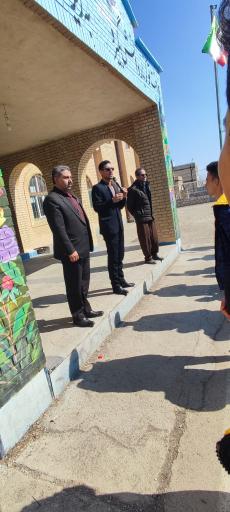 عکس دبیرستان چمران 