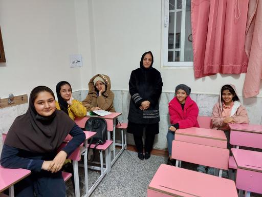 عکس پیش دبستانی و دبستان غیردولتی مروارید