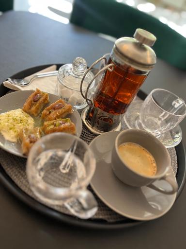 عکس کافه ایران استانبول