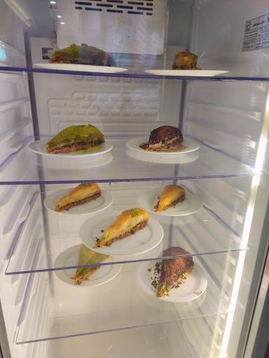 عکس باقلوای بولوت 