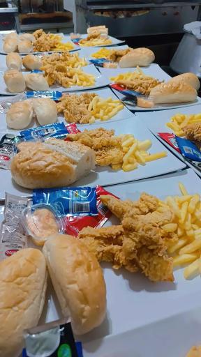 عکس کافه رستوران سنتی دالون