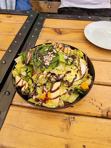 عکس کافه بابیلون