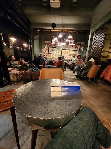 عکس کافه بابیلون