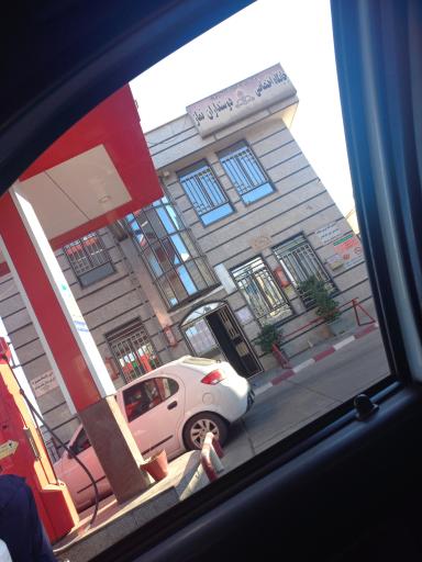 عکس پمپ بنزین نماز