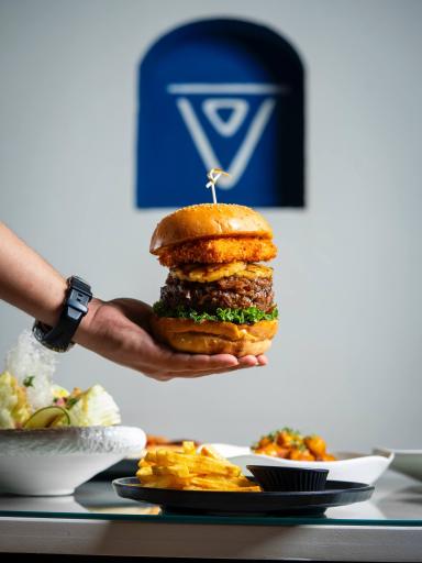 عکس کافه رستوران سیلوا