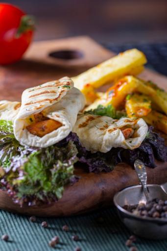 عکس رستوران لبنانی نلین