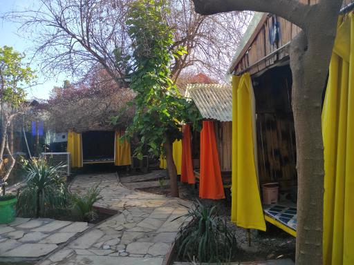 عکس سفره خانه سنتی آدینه