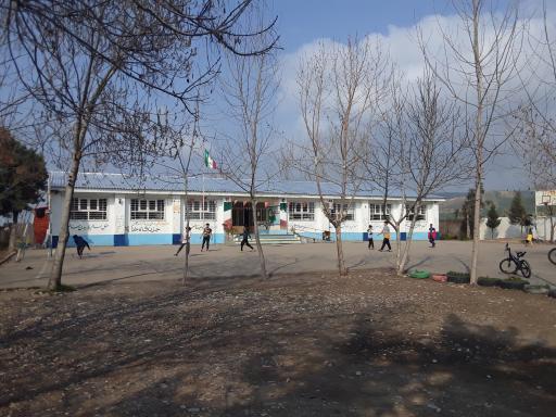 عکس مدرسه پسرانه ۱۳ آبان 