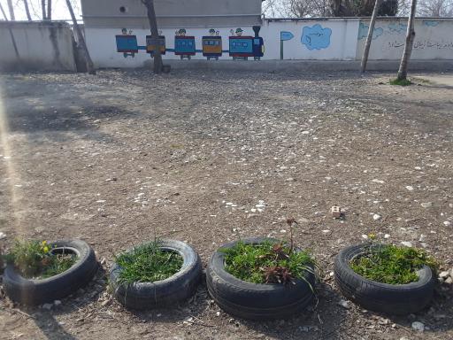 عکس مدرسه پسرانه ۱۳ آبان 