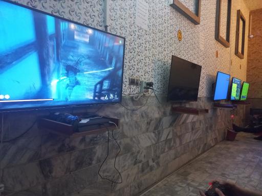 عکس گیم سنتر امید