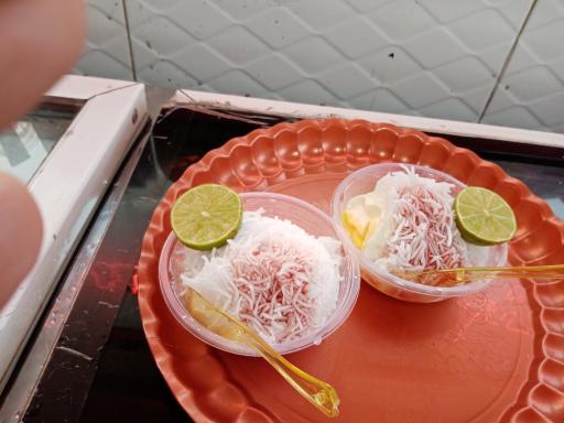 عسل بستنی اصفهان 