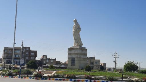 عکس میدان مادر