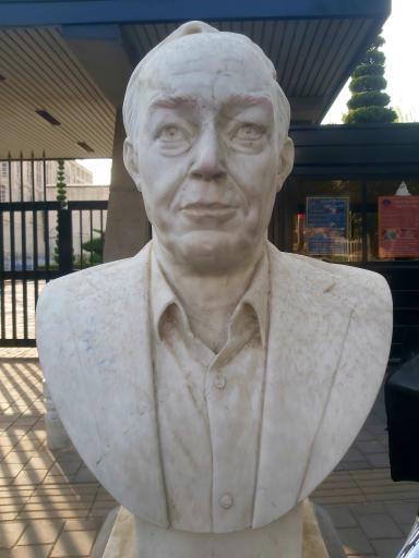 عکس ورزشگاه باشگاه شاهین