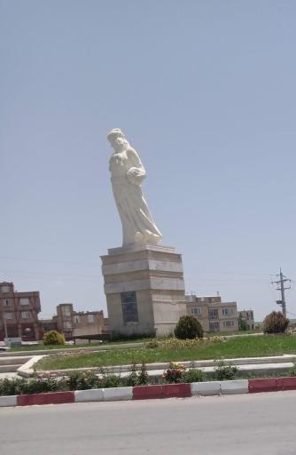 عکس میدان مادر