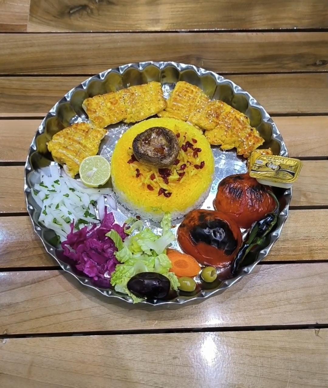 عکس کافه رستوران بره سفید