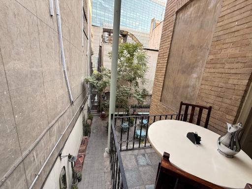 عکس عمارت کلاه فرنگی 