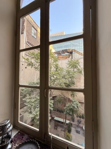 عکس عمارت کلاه فرنگی 