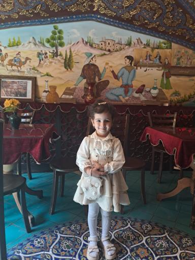 عکس شربت خانه بهار نارنج