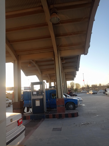 عکس پمپ گاز CNG