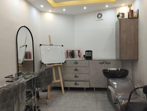 عکس آموزشگاه آرایشگری بانو صالحی