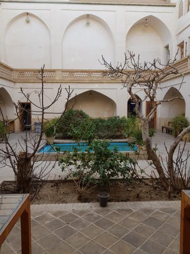 عکس هتل تاریخی احسان کاشان