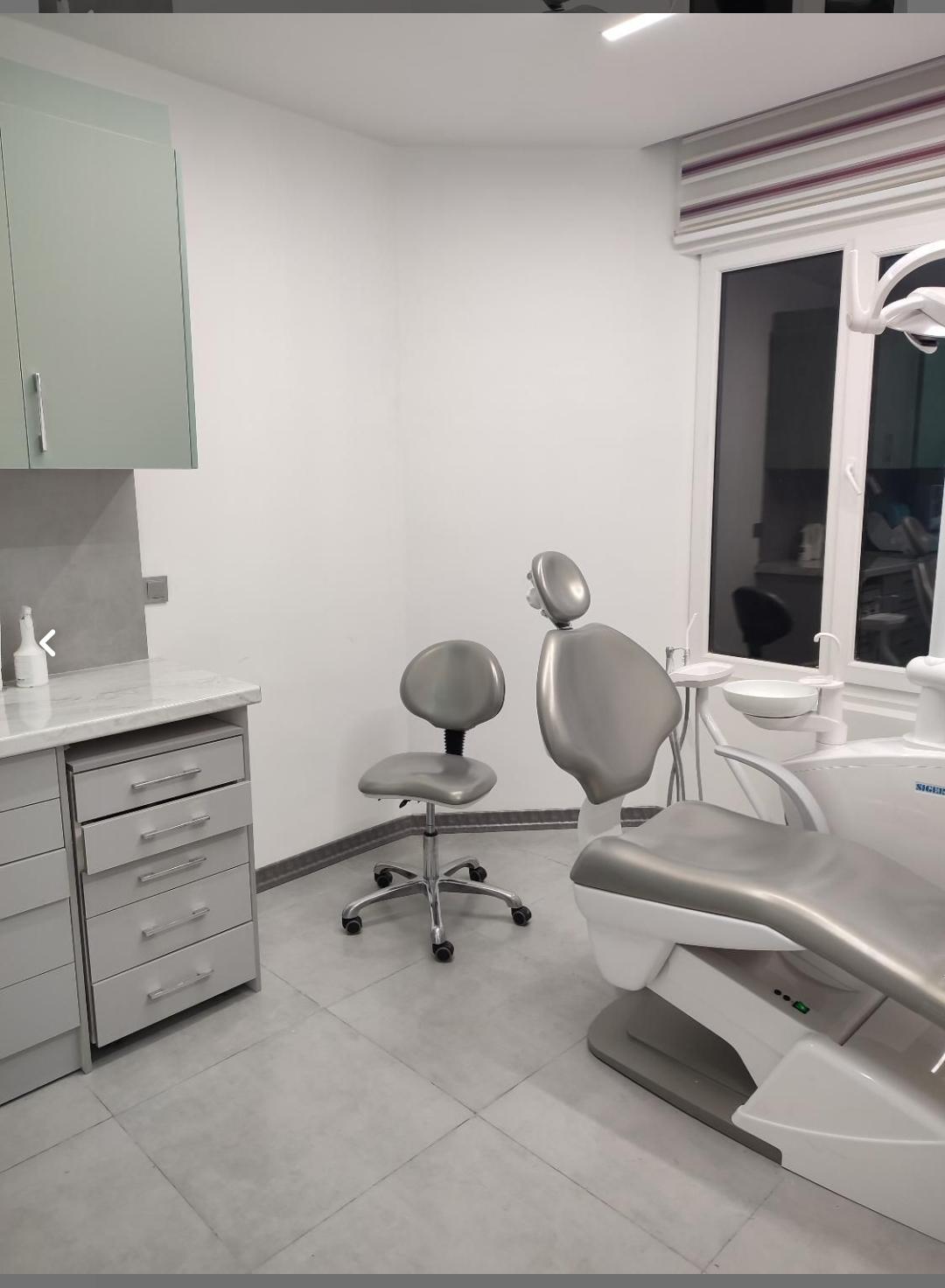 عکس دندانپزشکی آلما 