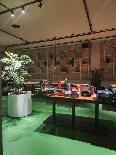 عکس آن وان کافه