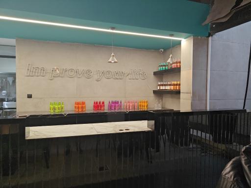 عکس عمارت سعادت آباد