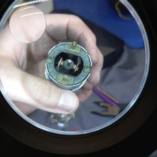 عکس نوین الکترو هوشمند 