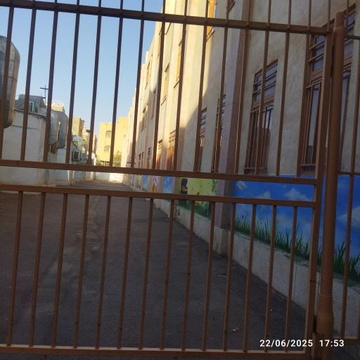 عکس ابتدایی محجوب