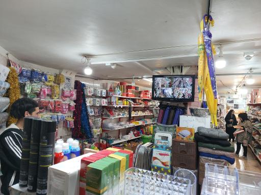 عکس پلاسکو قائم