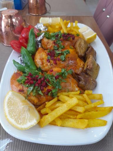 عکس رستوران عمارت ارومیه