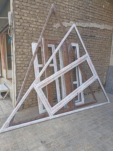 پنجره دو جداره آروین