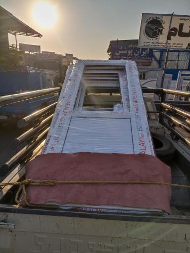 پنجره دو جداره آروین