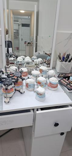 عکس دندانسازی تخصصی کاظمی